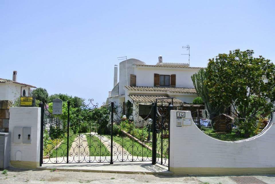 Villa Nicanda- 100 Mt Dal Mare- Giardino Porto Columbu - Perd'E Sali 外观 照片