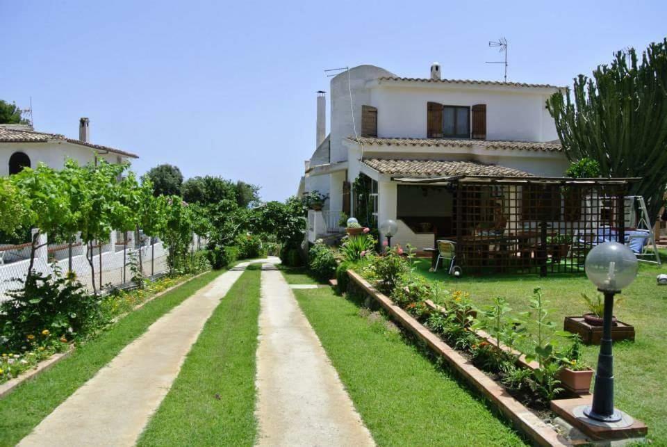 Villa Nicanda- 100 Mt Dal Mare- Giardino Porto Columbu - Perd'E Sali 外观 照片
